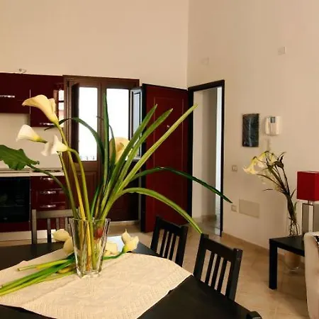 Sardinian Gallery Corso * Bosa