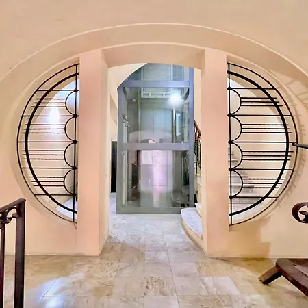 Sardinian Gallery Corso 博萨