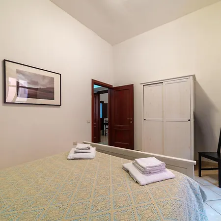 Sardinian Gallery Corso Apartment *