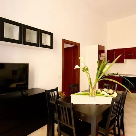 Sardinian Gallery Corso Apartment *