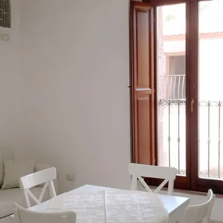Sardinian Gallery Corso 公寓 博萨