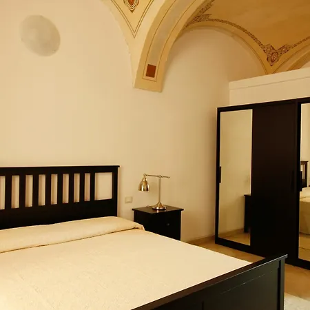 Sardinian Gallery Corso Apartment
